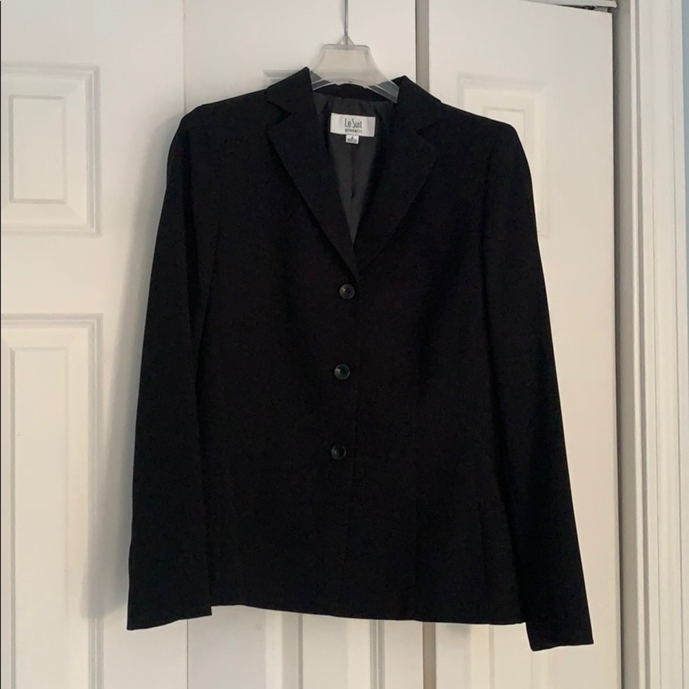 Suit